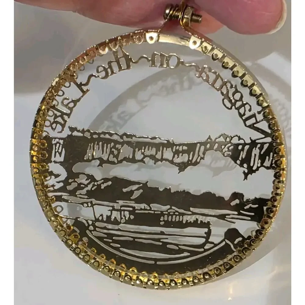 Niagra On The Lake Canada Round Gold And Glass Christmas Ornament Wine Country